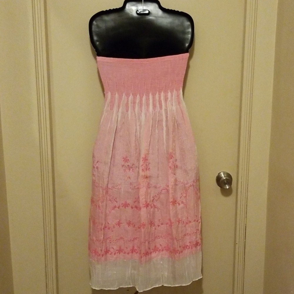 Dress - Picture 5 of 5